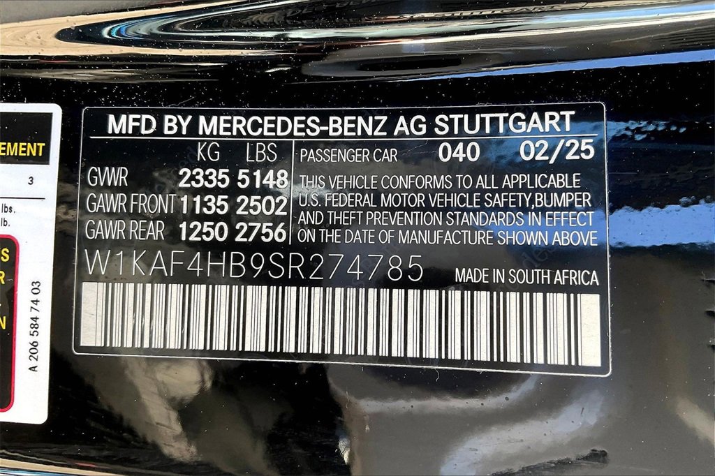 Used 2025 Mercedes-Benz C 300 4MATIC Sedan image 35