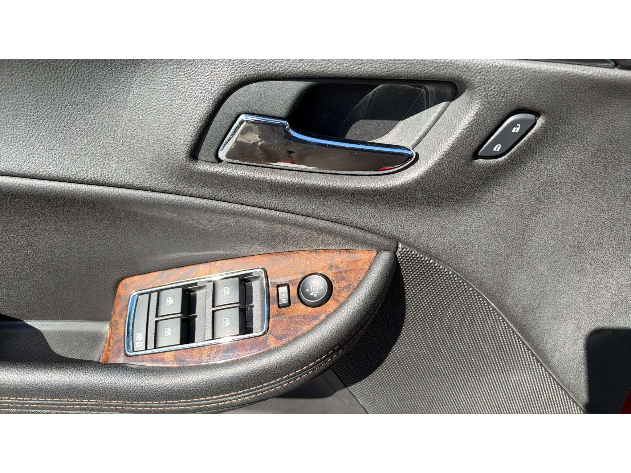 Used 2014 Chevrolet Impala LT w/ Convenience Package FWD image 19
