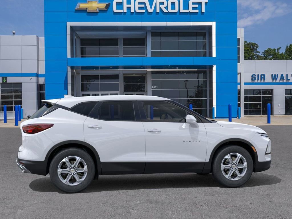 New 2026 Chevrolet Blazer LT image 5