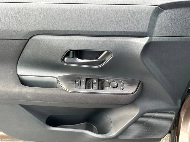 Used 2025 Nissan Kicks S AWD/4WD image 20