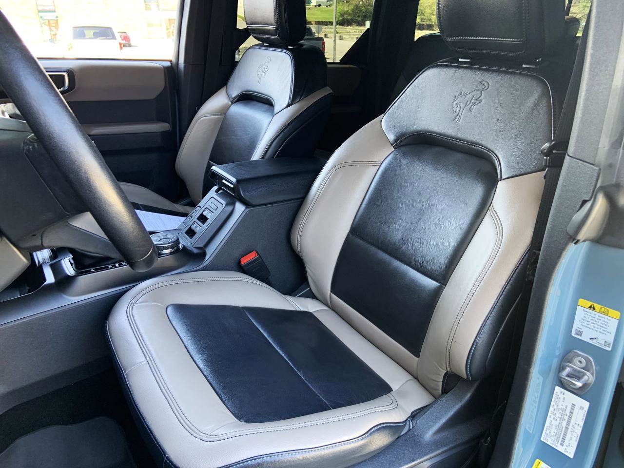 Used 2022 Ford Bronco Wildtrak image 9