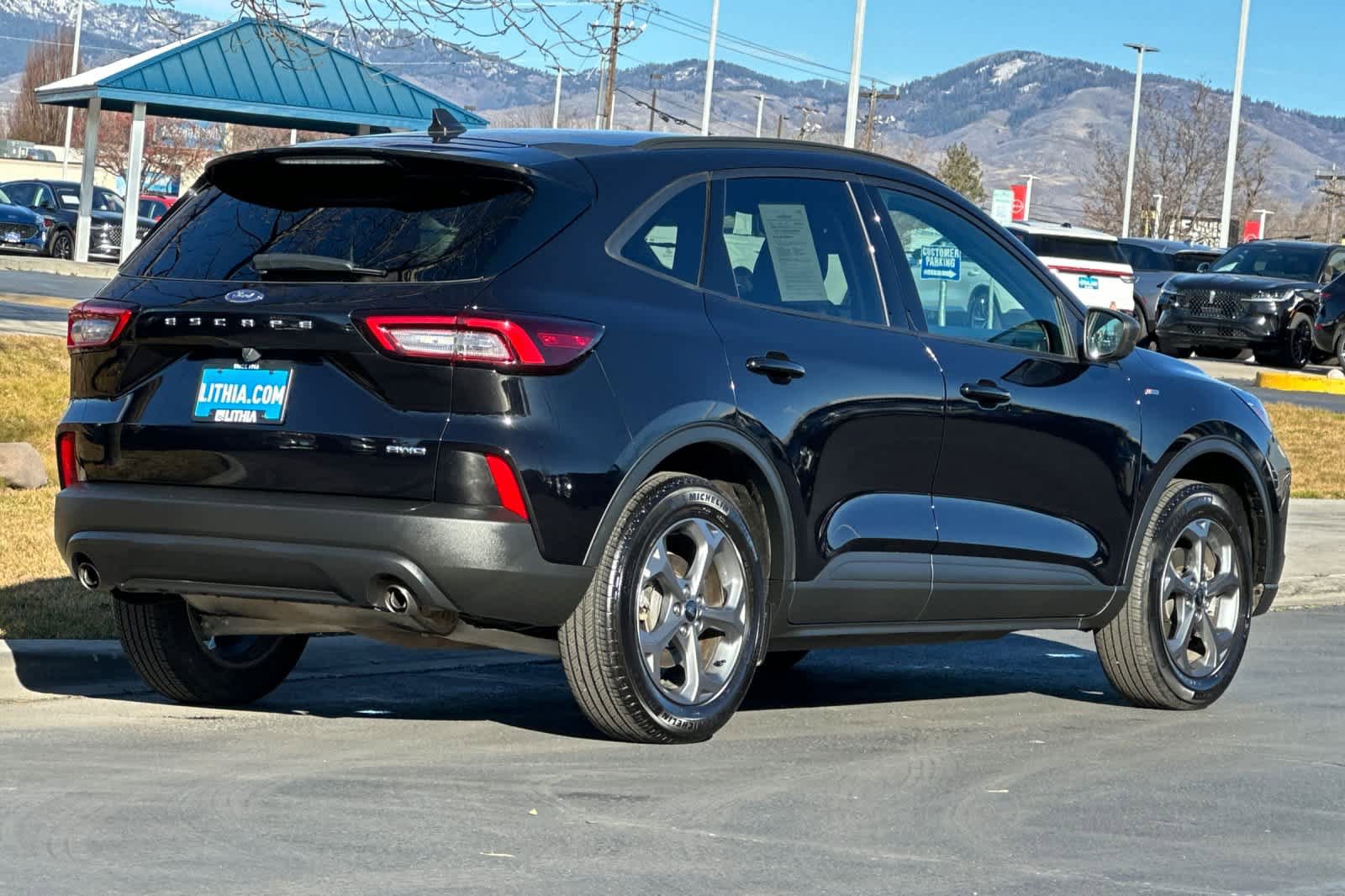 Certified 2025 Ford Escape ST-Line image 2