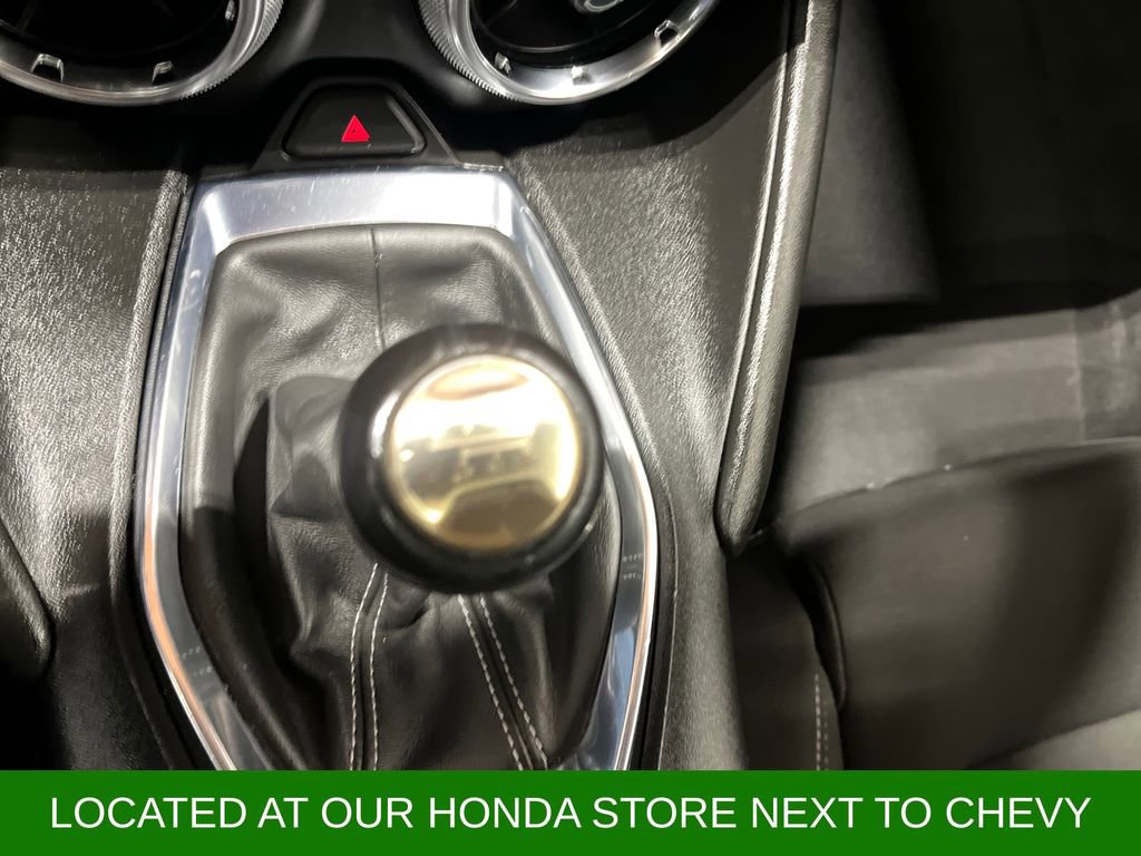 Used 2021 Chevrolet Camaro LT w/ RS Package image 18