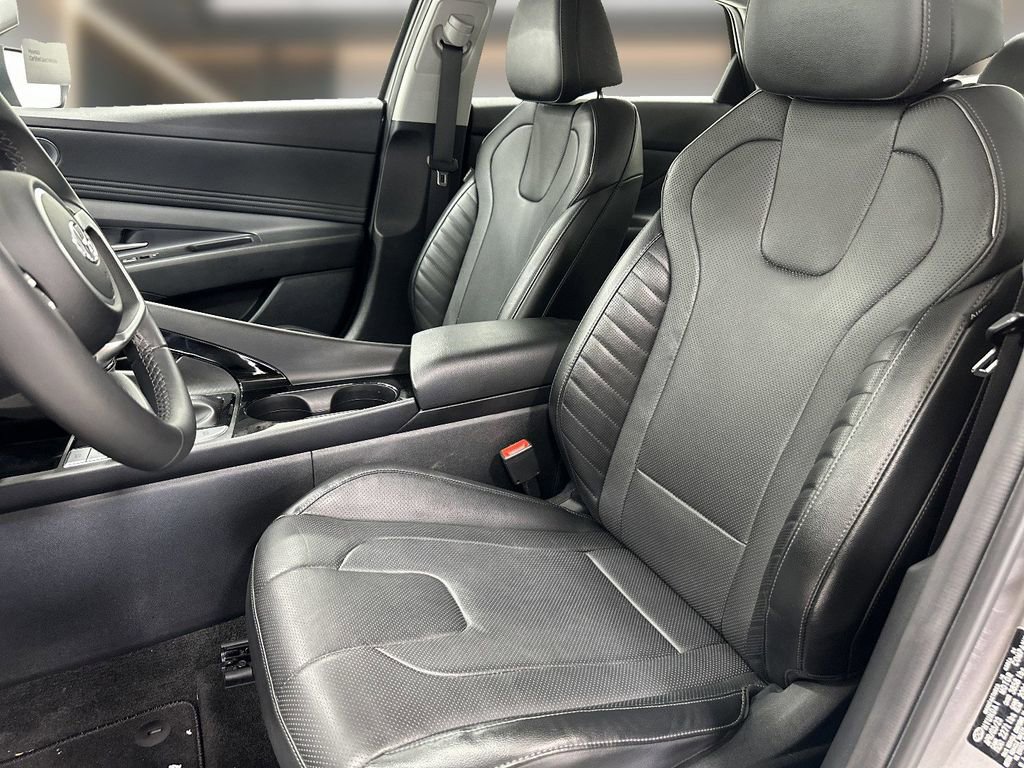 Certified 2023 Hyundai Elantra Limited FWD image 13