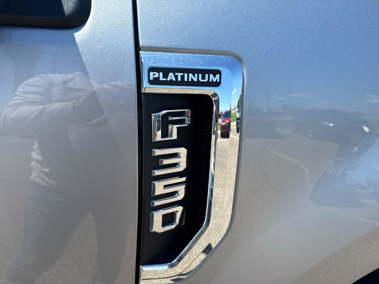 Used 2020 Ford F350 Platinum w/ FX4 Off-Road Package AWD/4WD image 38