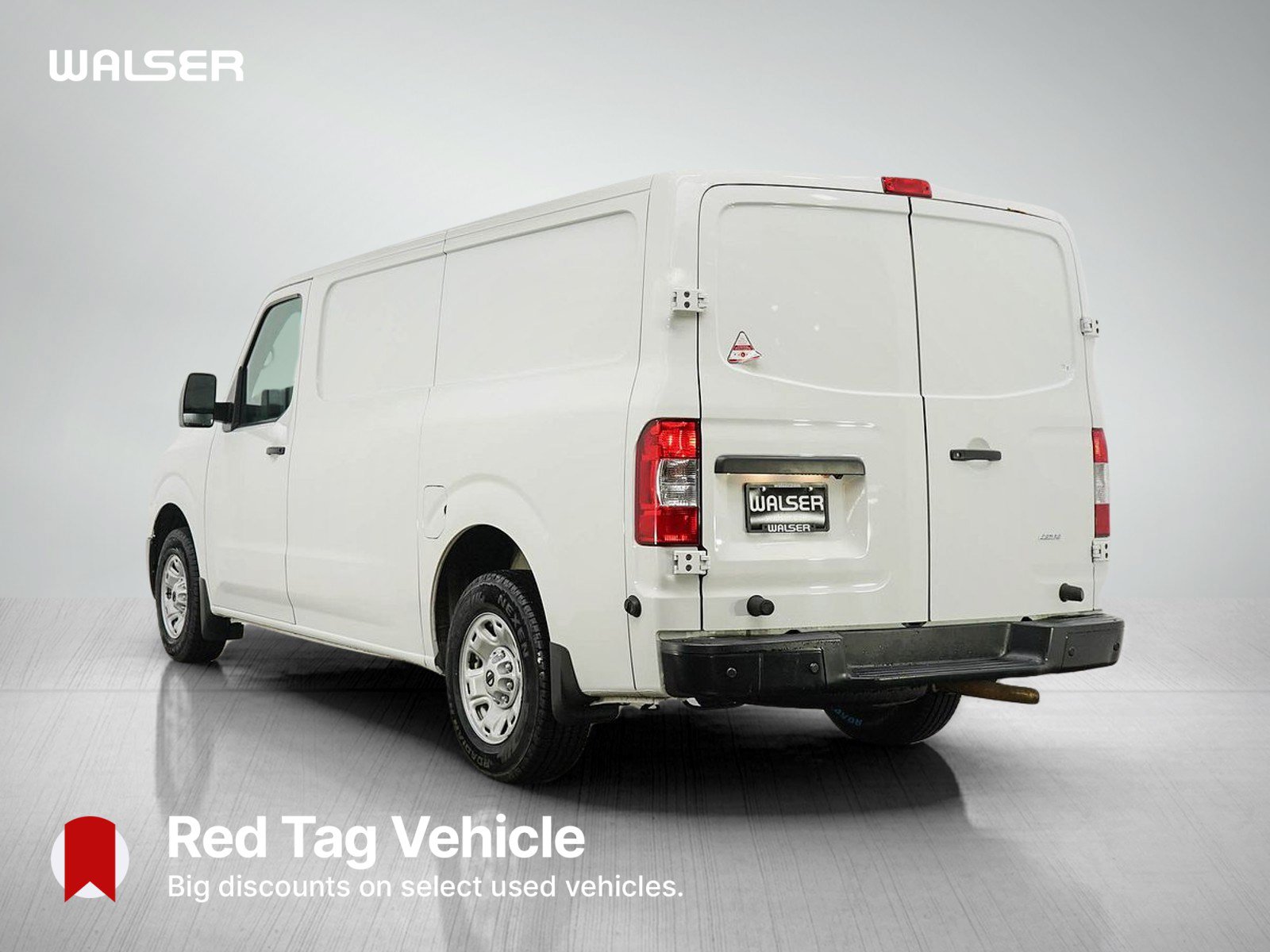 Used 2018 Nissan NV 2500 SV w/ Navigation Package RWD image 3