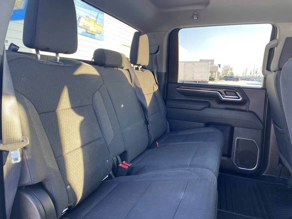 Used 2025 Chevrolet Silverado 2500 LT w/ Convenience Package image 25