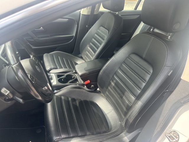 Used 2014 Volkswagen CC Sport image 10