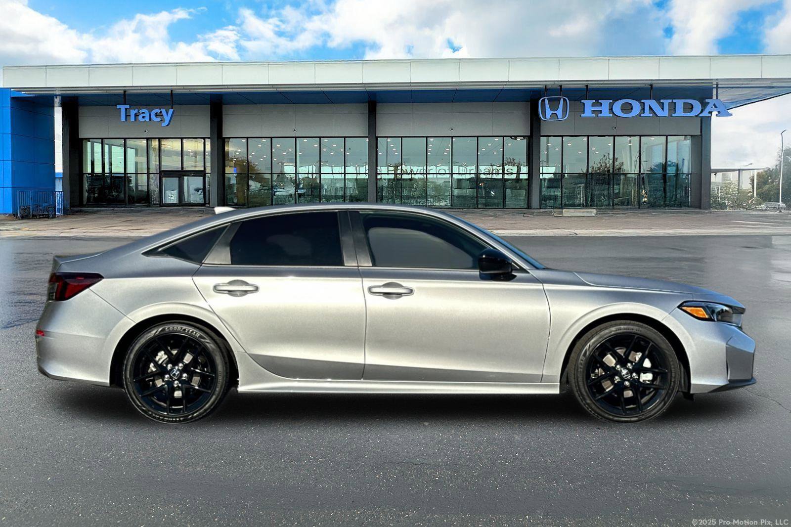 Certified 2025 Honda Civic Sport image 3