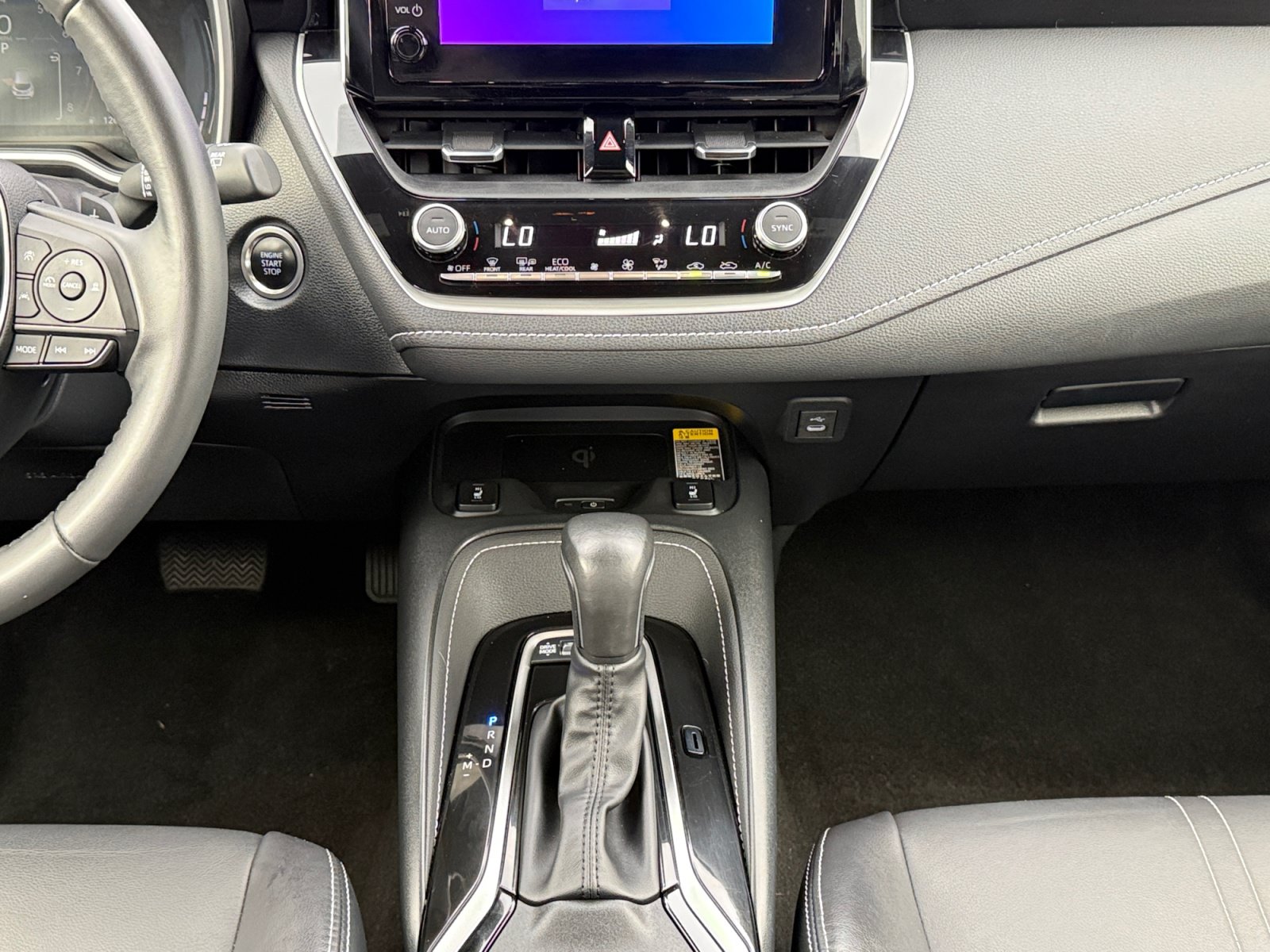 Used 2025 Toyota Corolla XSE FWD image 12