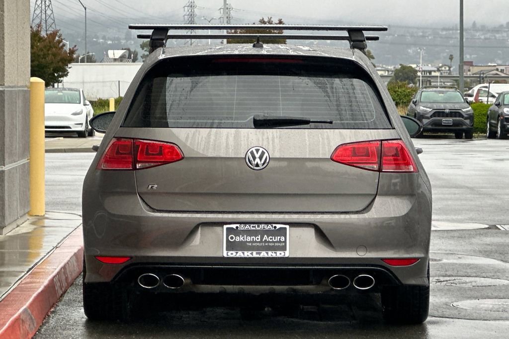 Used 2016 Volkswagen Golf R 4-Door AWD/4WD image 5