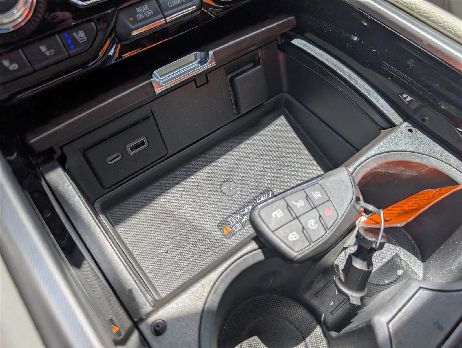 Used 2021 GMC Yukon Denali RWD image 18