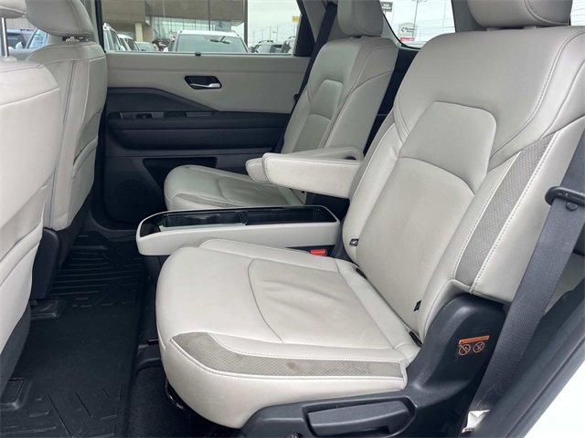 Used 2023 Nissan Pathfinder SL w/ SL Premium Package image 20