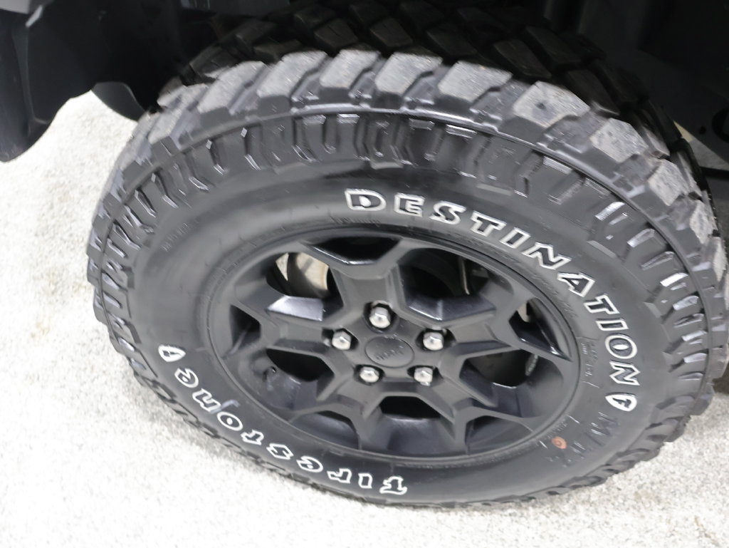 Used 2023 Jeep Wrangler Unlimited w/ Cold Weather Group AWD/4WD image 10