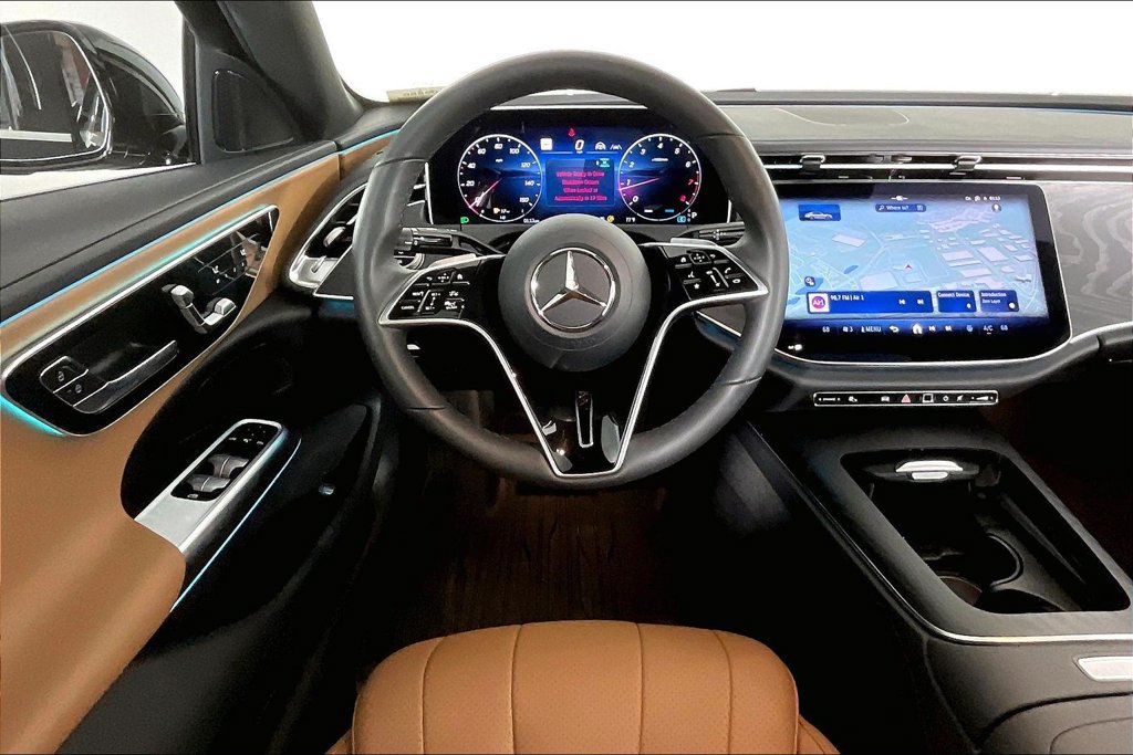 Certified 2026 Mercedes-Benz E 350 4MATIC Sedan image 5
