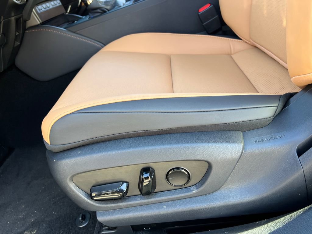 New 2025 Lexus ES 350 w/ Premium Package image 13