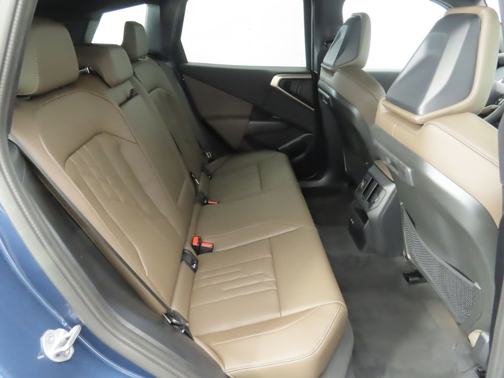 Certified 2025 BMW X3 xDrive30i w/ Convenience Package image 23