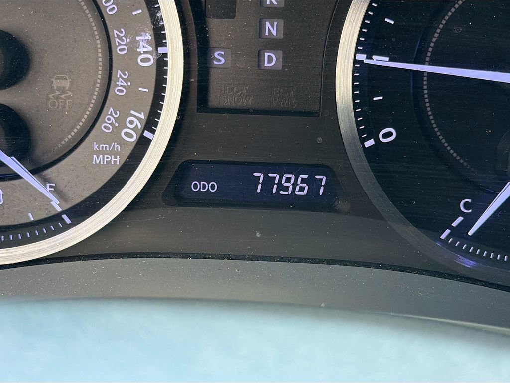 Used 2015 Lexus IS 250C w/ Luxury Package image 39