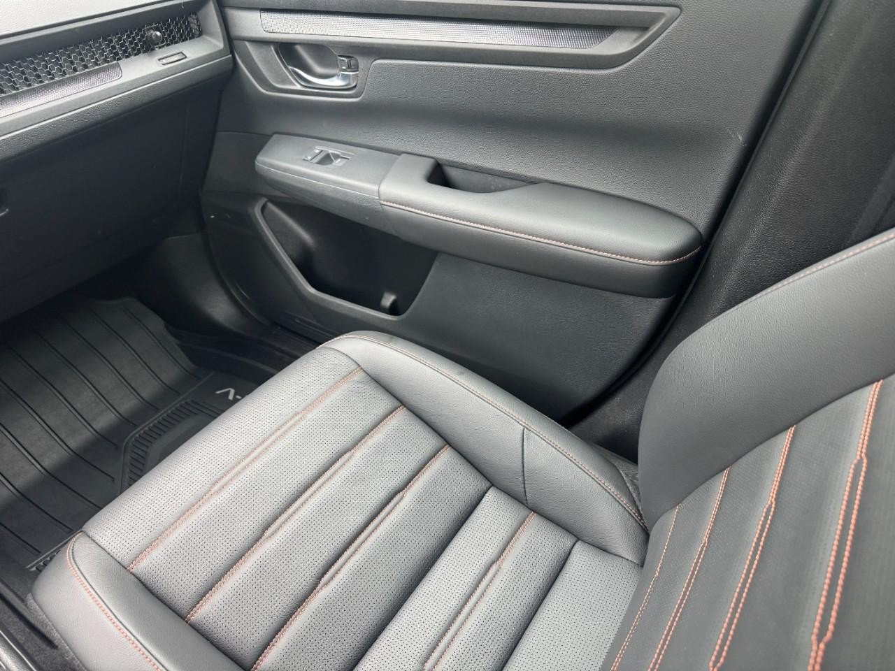 Certified 2025 Honda CR-V Sport-L image 17