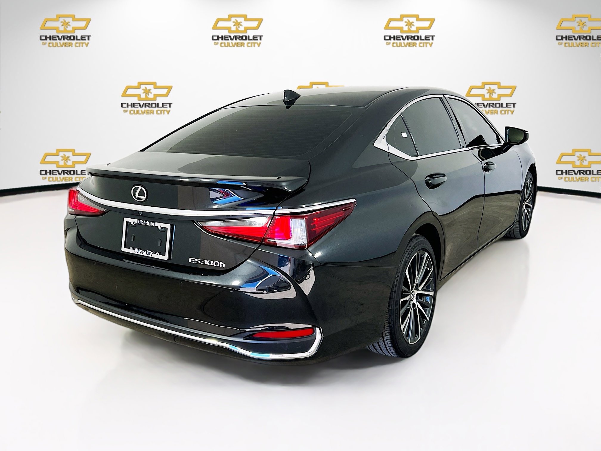 Used 2024 Lexus ES 300h w/ Premium Package FWD image 7