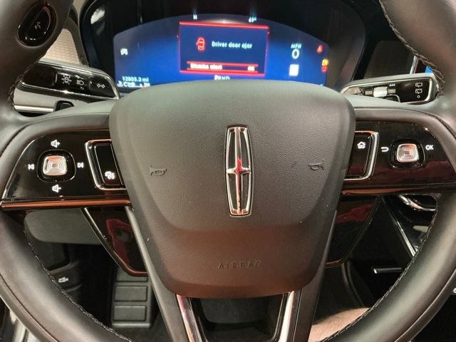 Used 2024 Lincoln Corsair Reserve w/ Jet Appearance Package image 28