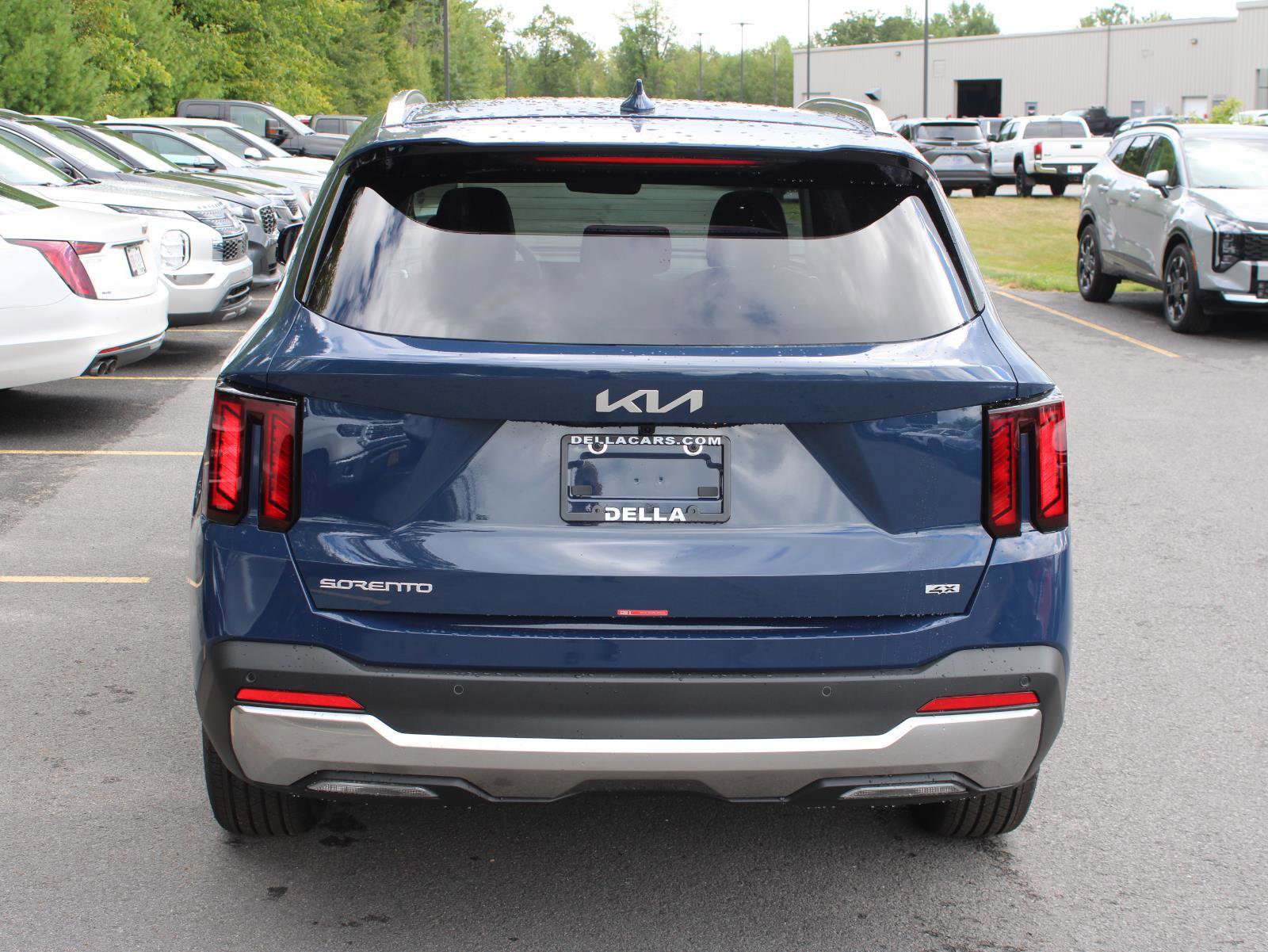 New 2026 Kia Sorento S image 7