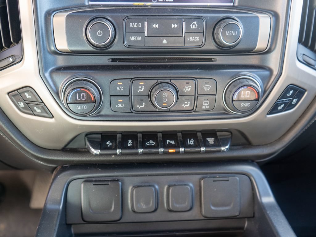 Used 2018 GMC Sierra 2500 Denali AWD/4WD image 22