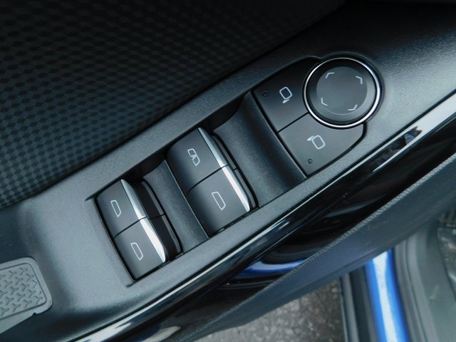 New 2025 Chevrolet Equinox RS image 24