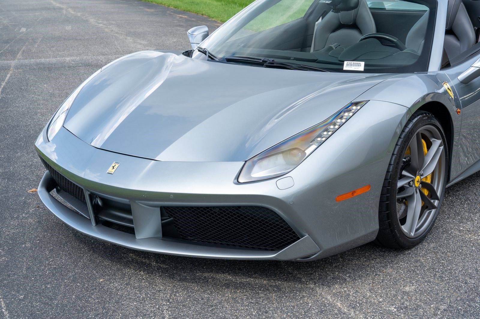Used 2019 Ferrari 488 Spider RWD image 29