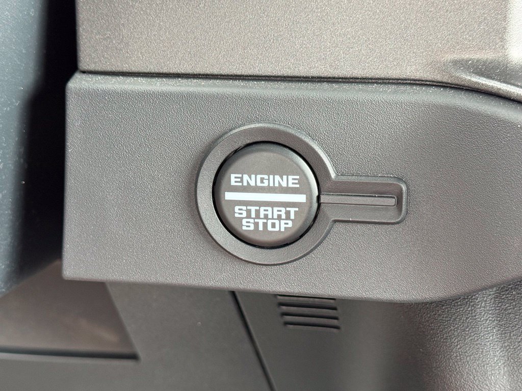 Certified 2025 Ford Bronco 4-Door AWD/4WD image 10