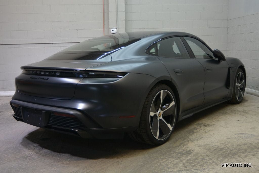 Used 2022 Porsche Taycan Turbo S AWD/4WD image 4