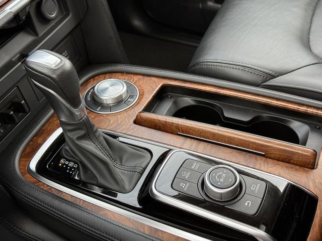 Used 2024 Nissan Armada SL w/ Captain's Chairs Package image 22