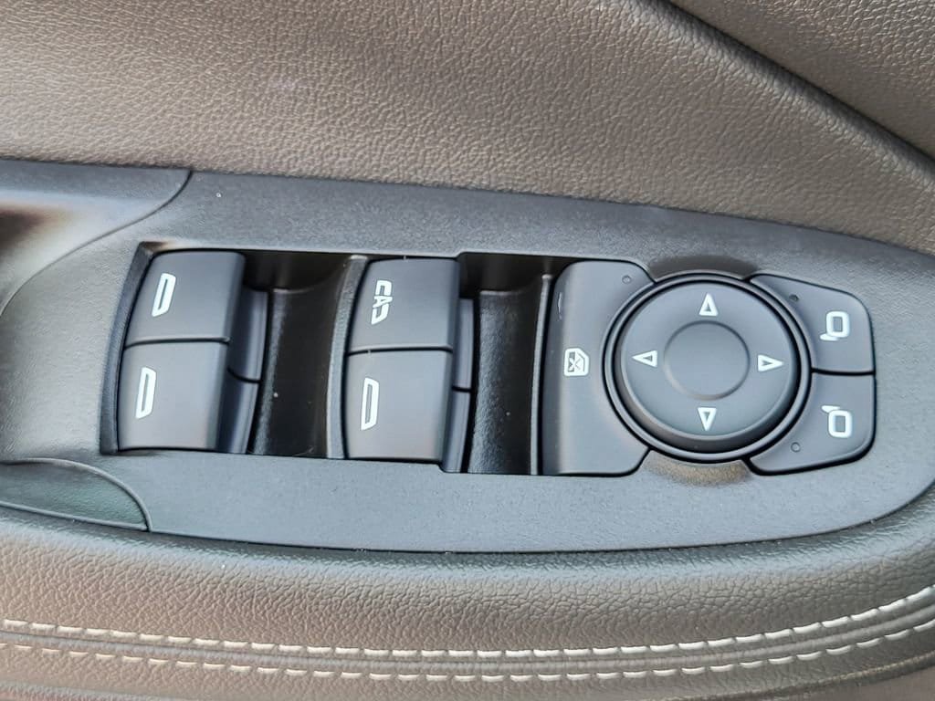 Used 2023 Buick Encore GX Select FWD image 8