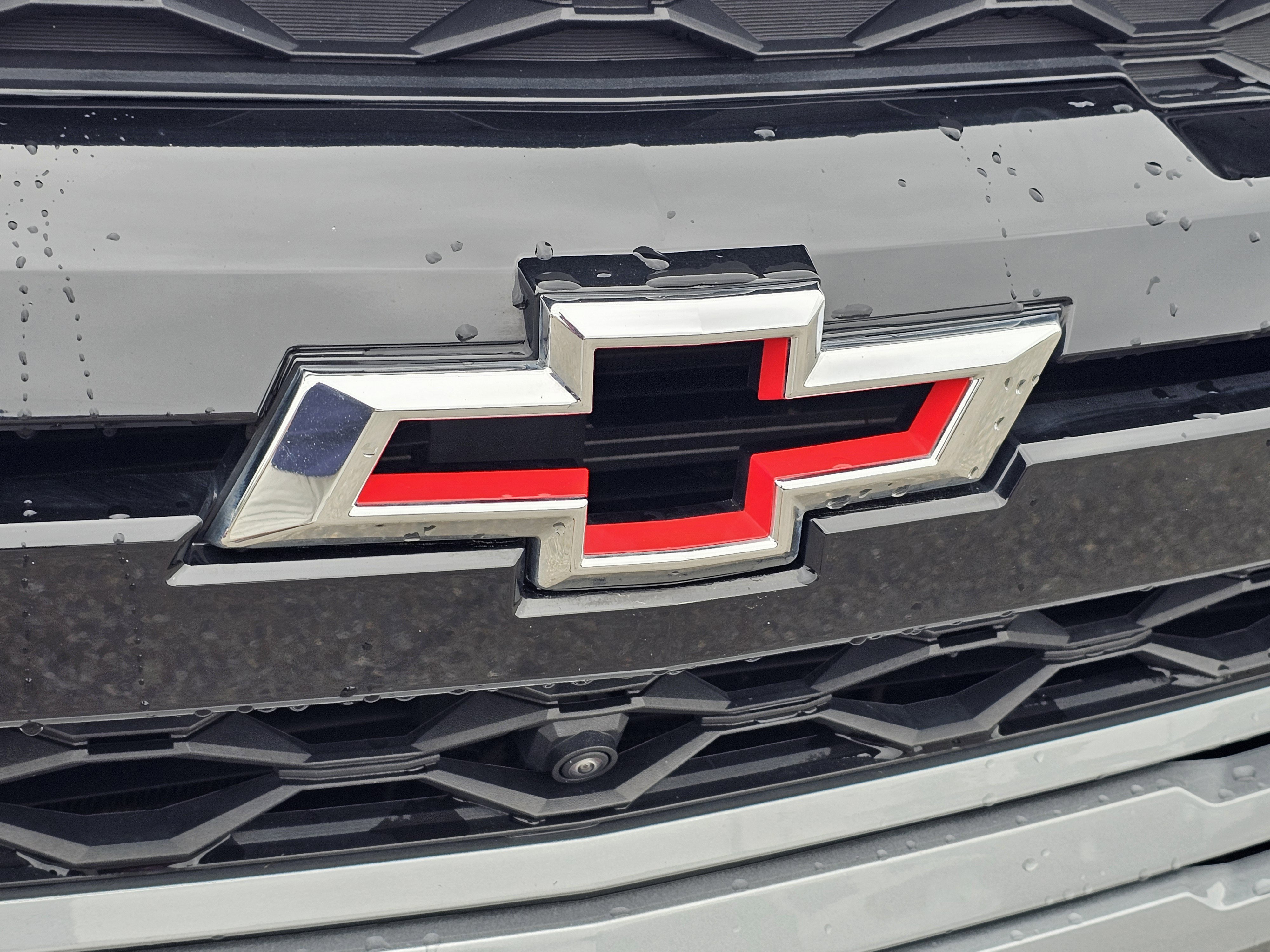 Used 2023 Chevrolet Colorado ZR2 w/ ZR2 Convenience Package III video 3