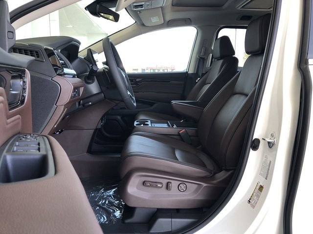 New 2026 Honda Odyssey Touring image 9