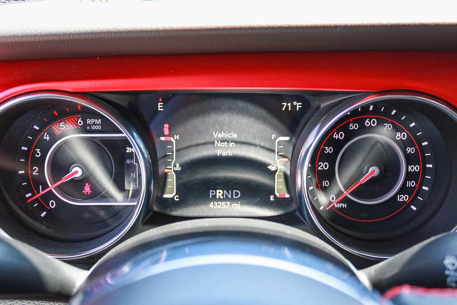 Used 2021 Jeep Wrangler Unlimited Rubicon AWD/4WD image 23