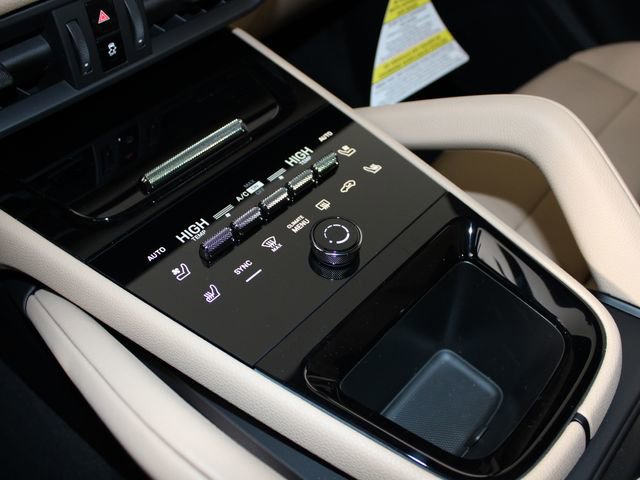 New 2026 Porsche Cayenne AWD/4WD image 14