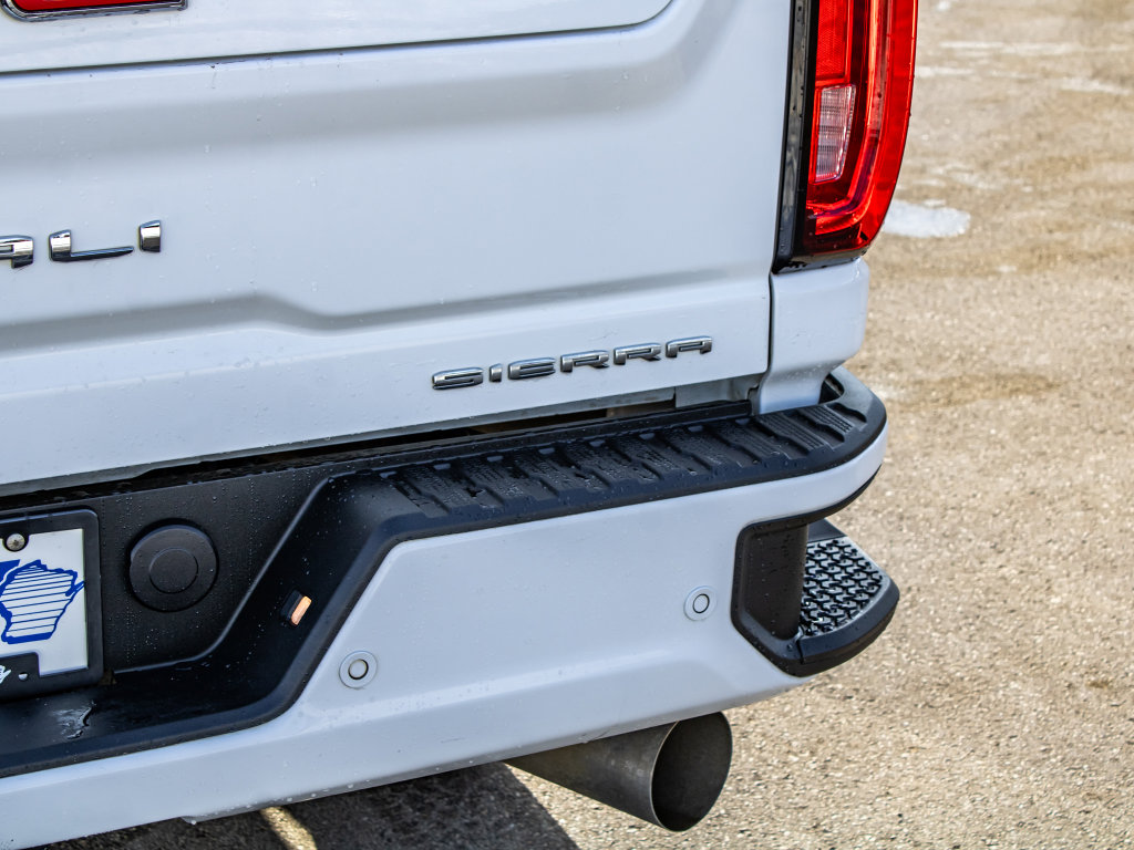 Used 2022 GMC Sierra 3500 Denali w/ Denali Ultimate Package image 12