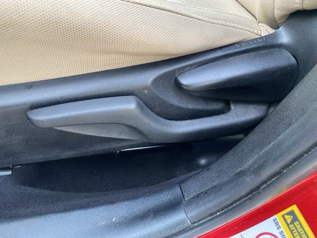 Used 2014 Toyota Corolla LE image 27