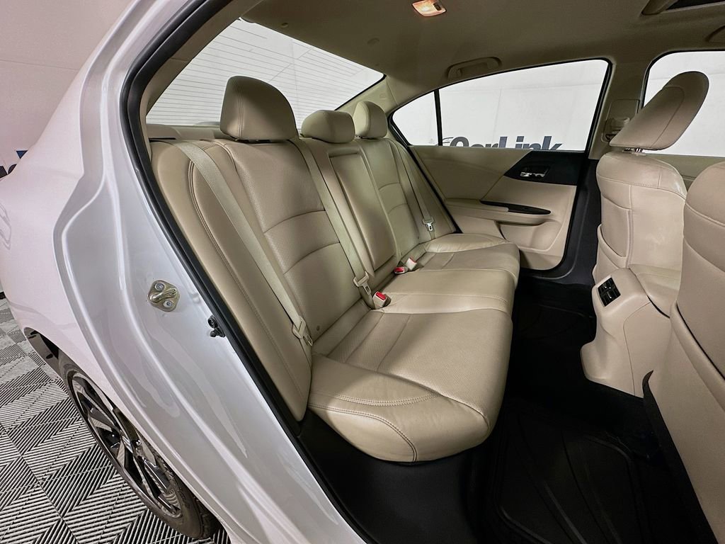 Used 2016 Honda Accord EX-L image 33