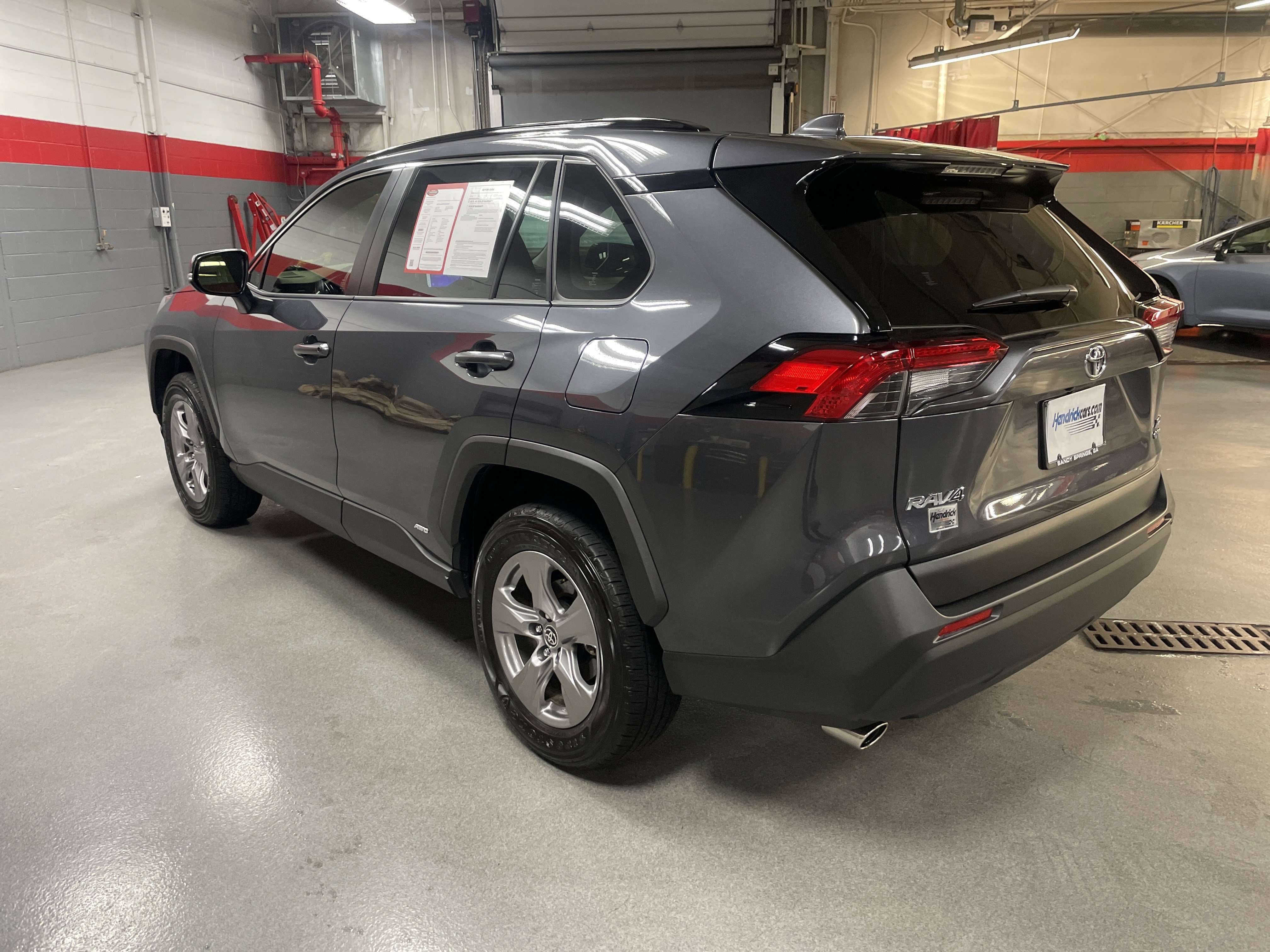 Used 2025 Toyota RAV4 LE image 8