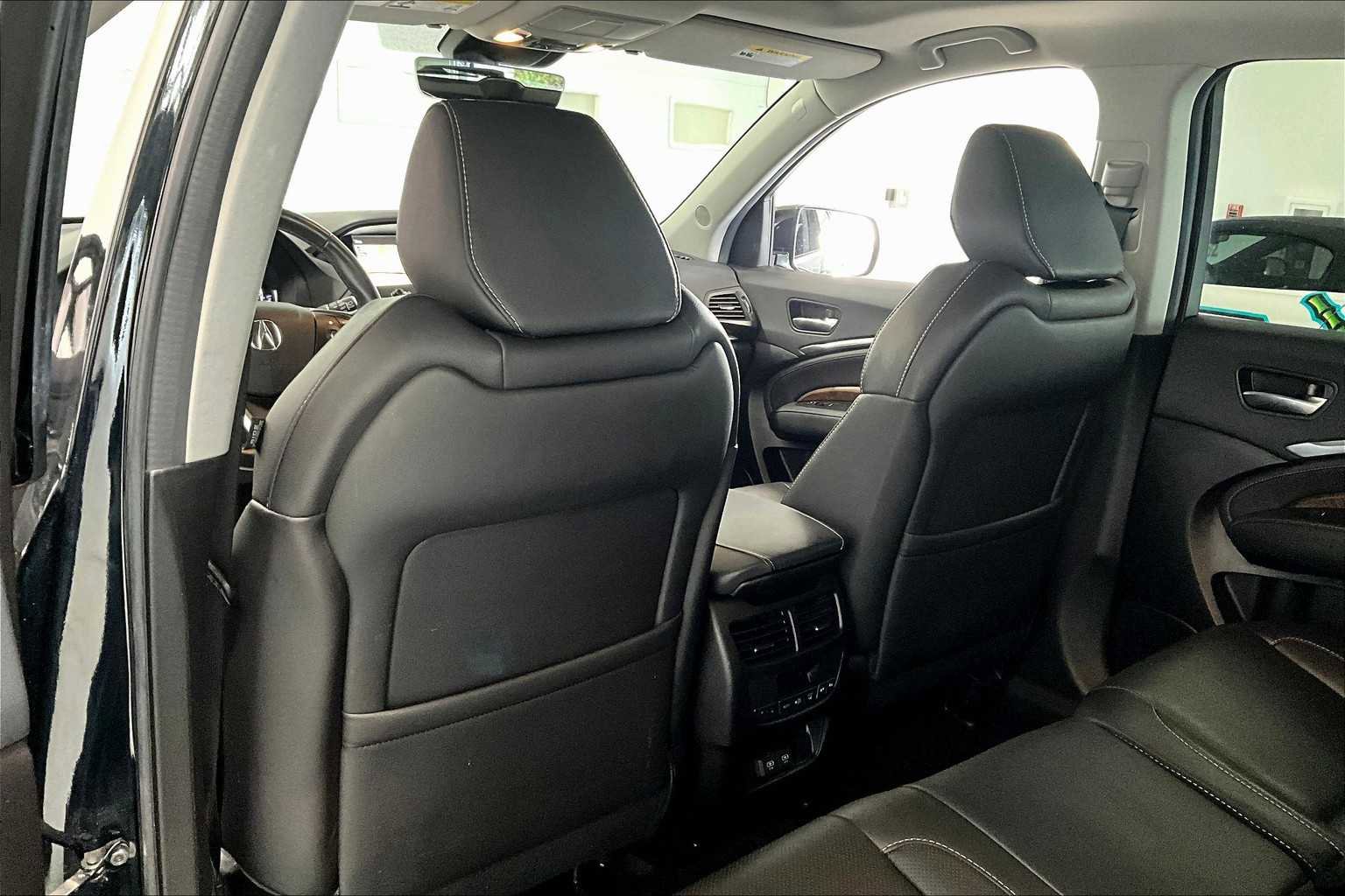 Used 2020 Acura MDX SH-AWD w/ Technology Package image 11
