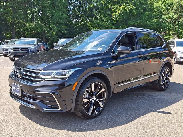 Certified 2023 Volkswagen Tiguan SEL R-Line AWD/4WD image 5