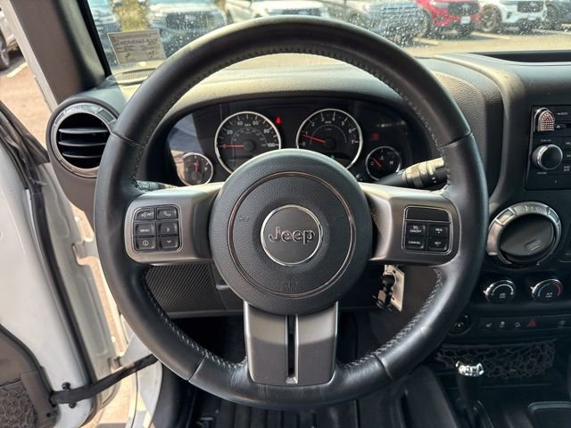 Used 2018 Jeep Wrangler Unlimited Altitude image 14
