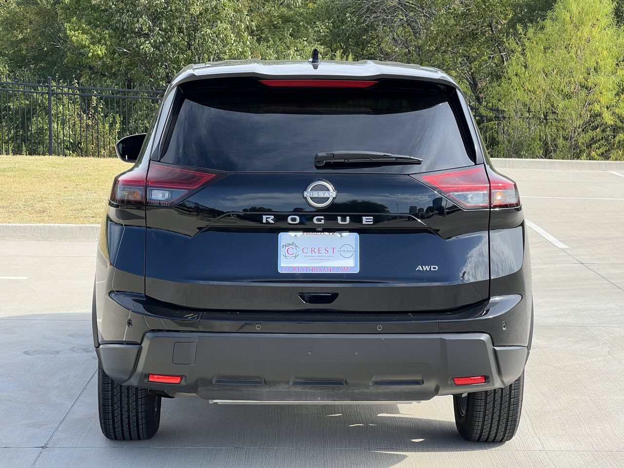 Certified 2025 Nissan Rogue SV AWD/4WD image 6