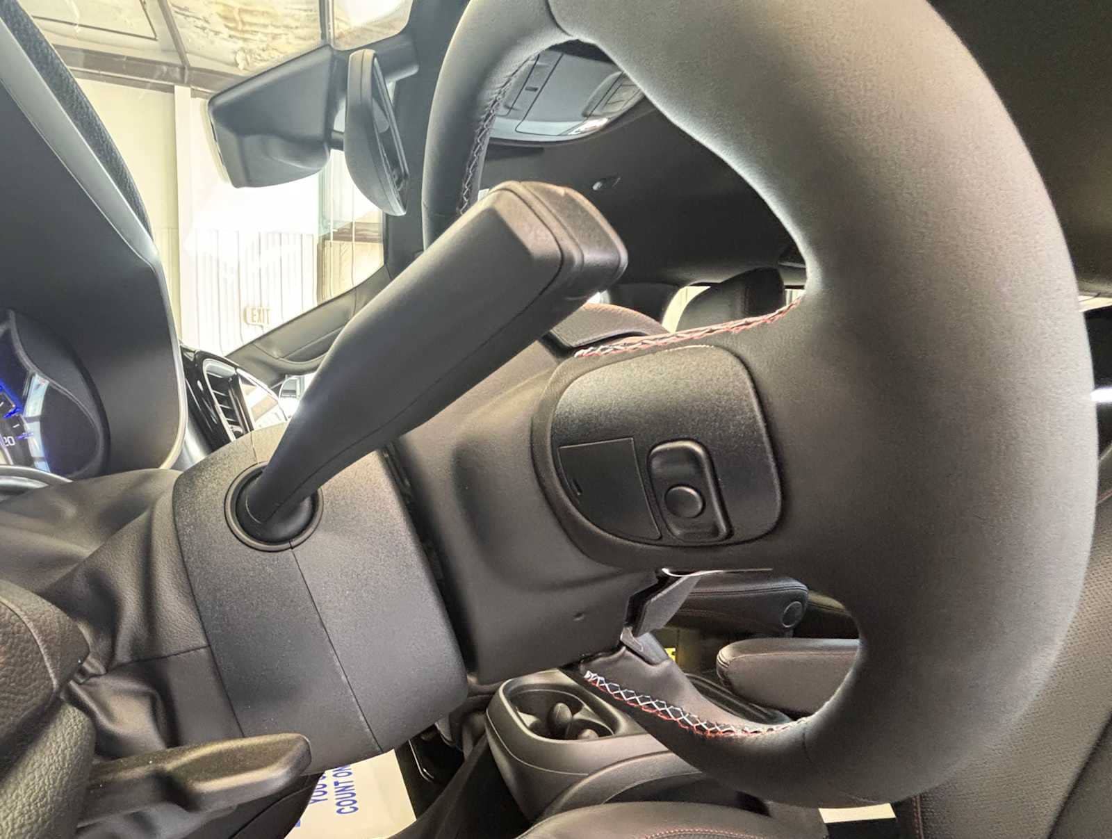 New 2027 Chrysler Pacifica Select FWD image 20