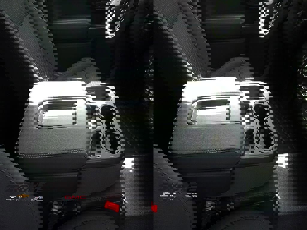 New 2026 GMC Sierra 2500 Pro w/ Convenience Package image 16