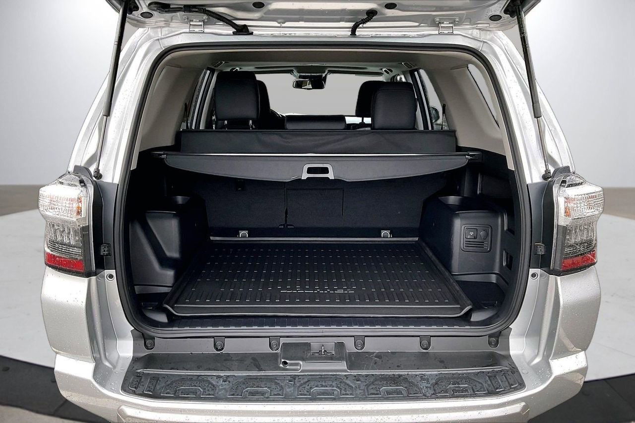 Used 2023 Toyota 4Runner TRD Off-Road Premium w/ Moonroof Package image 27