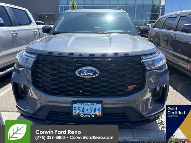 Used 2025 Ford Explorer ST AWD/4WD image 2