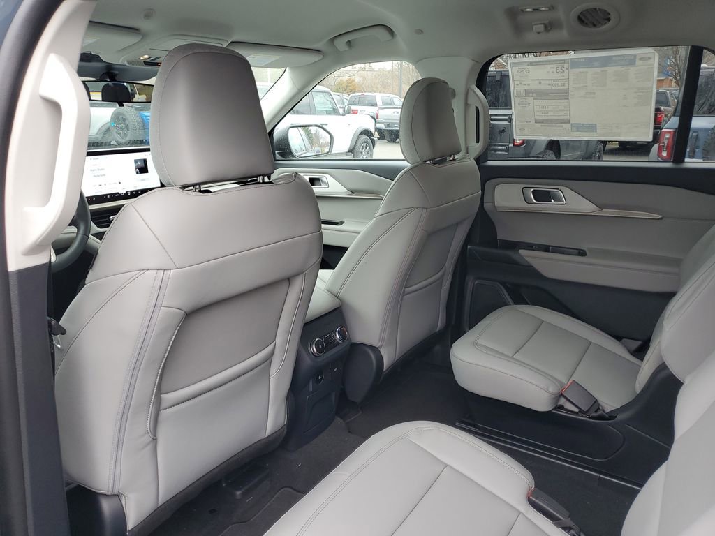 New 2026 Ford Explorer Active image 28